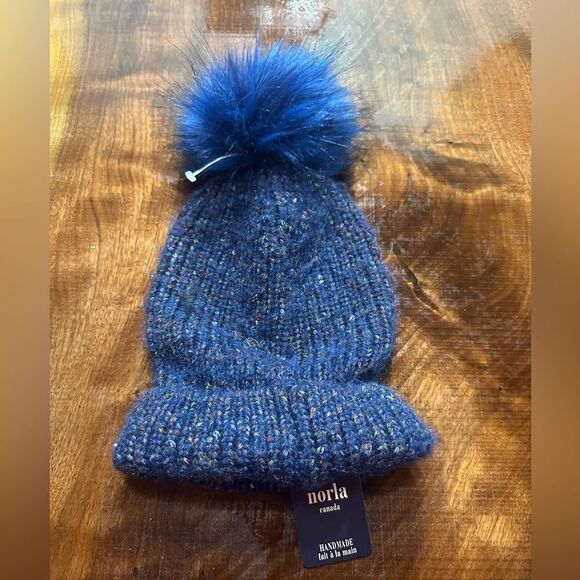 Norla Canada Blue Knit Pom-Pom Hat NWT - Picture 1 of 3